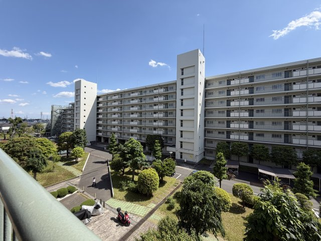 【展望】 | 東大和グリーンタウン3号棟 | 南側が抜けているので開放感のあるバルコニーです。
