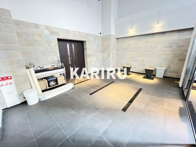 レジュールアッシュ大阪城NORDのロビー