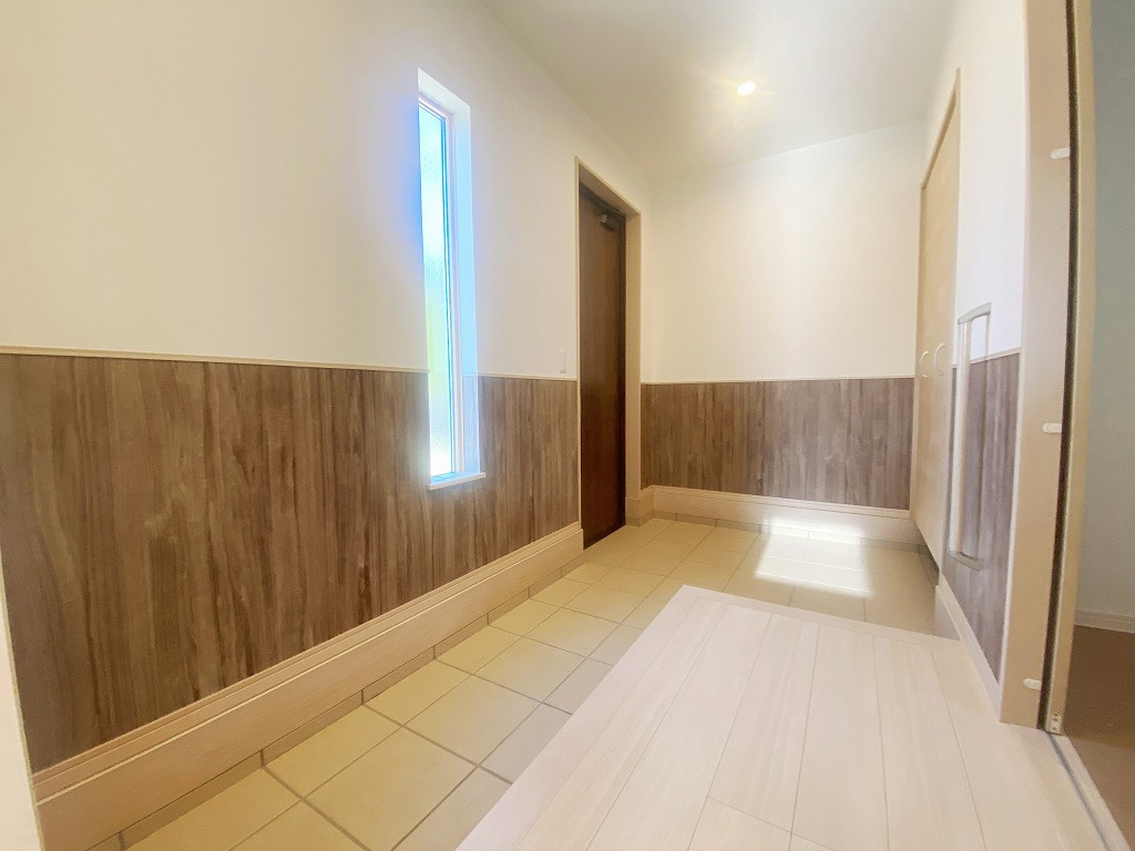 錦町5丁目戸建ての玄関