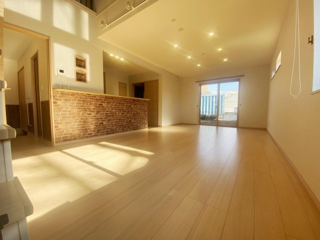 錦町5丁目戸建ての居間・リビング