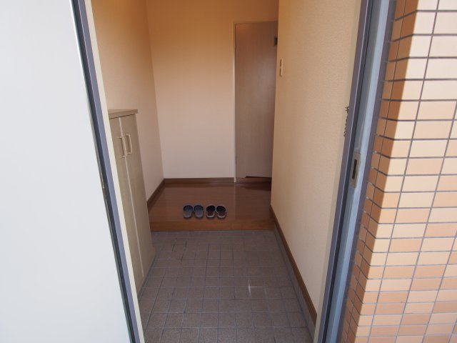 ハーモニーヒラキの玄関