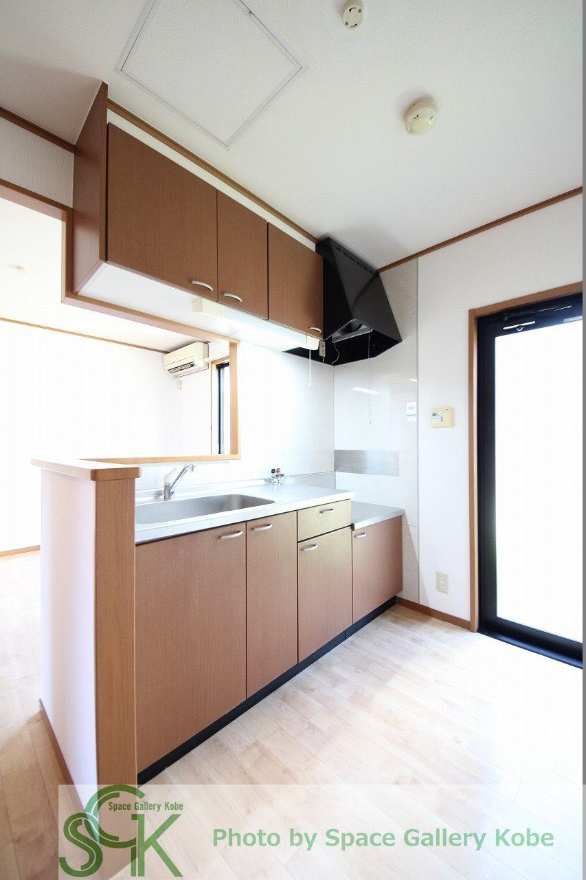 プランドールMITANI　E棟のキッチン|※お部屋により仕様が異なる可能性があります。