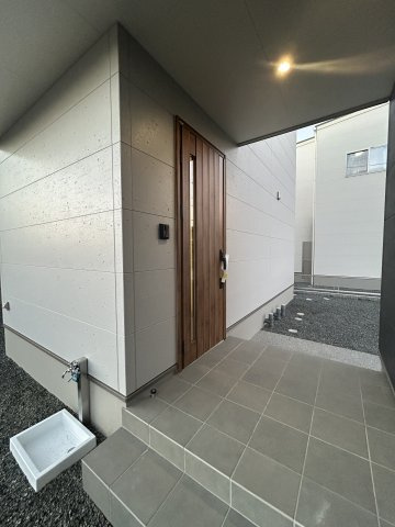 【玄関】 | トレステージ小島小学校前Ⅴ