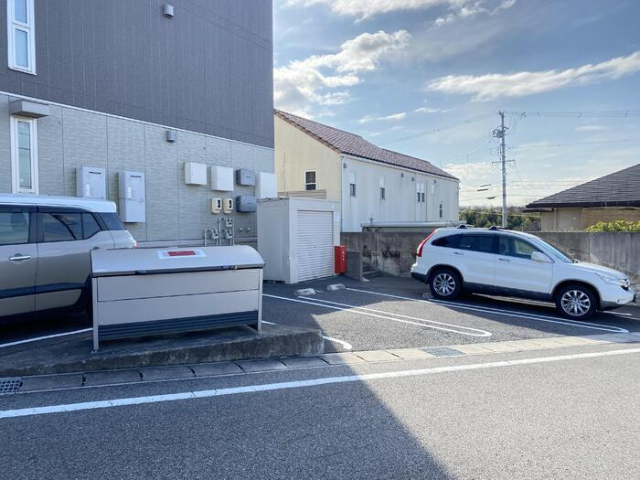 Ｌ’ｅｓｐｏｉｒの駐車場