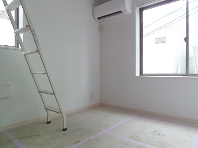 ベルエステート東十条の居間・リビング|２面採光のリビングです！