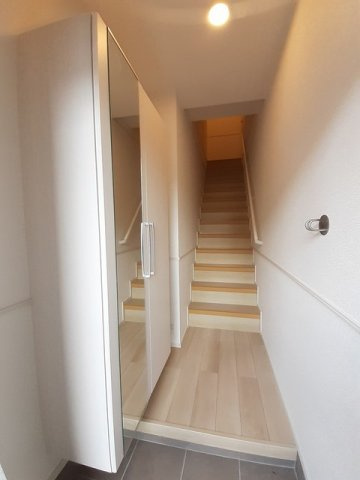 トレスプエンテ　Ⅱの玄関