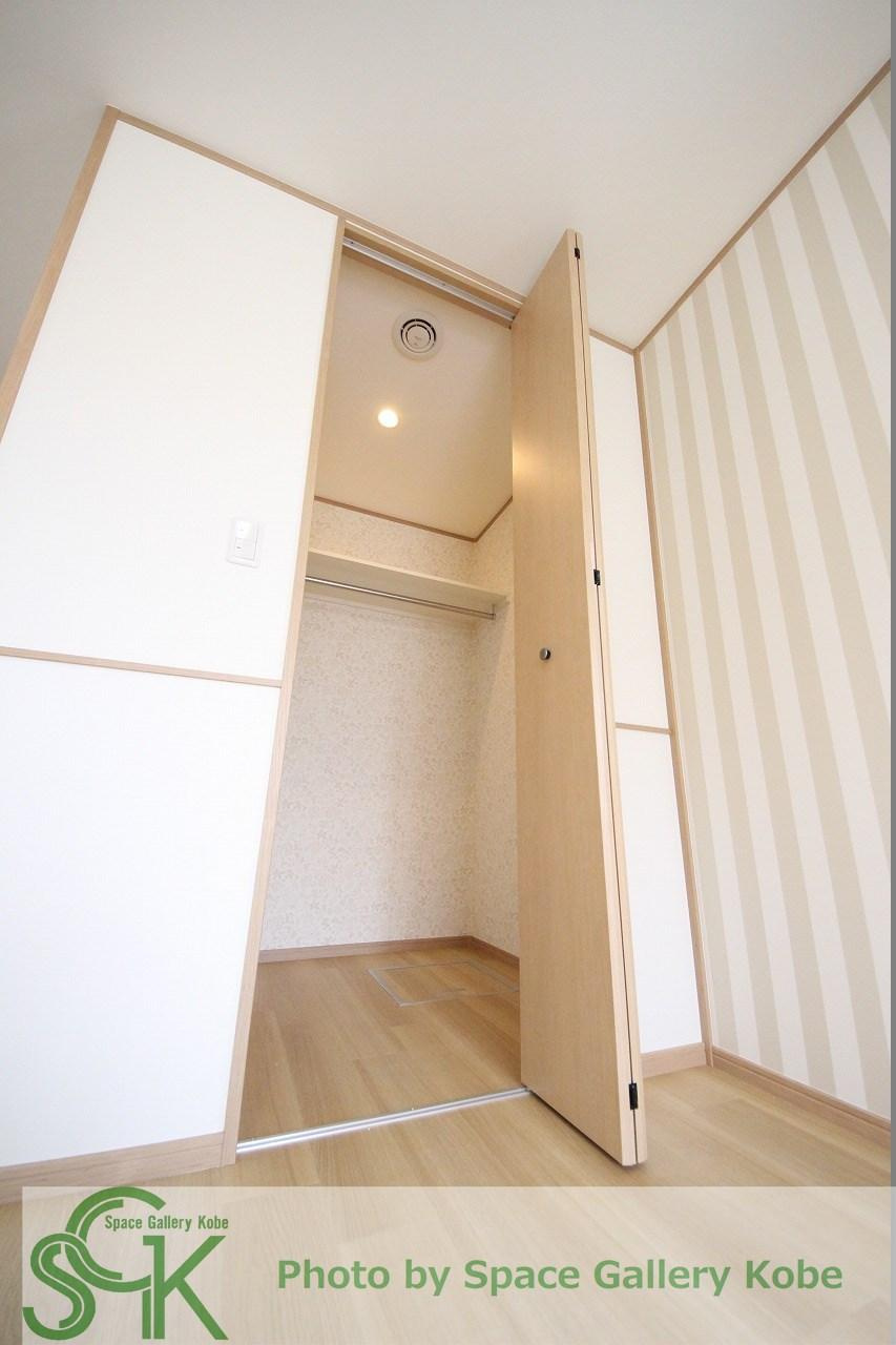 カーサ　ドマーニの収納|※お部屋により仕様が異なる場合があります。