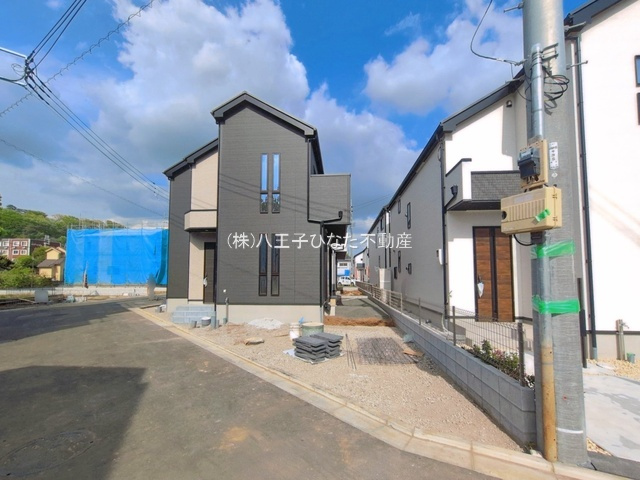 祝　成約済み　八王子市　石川町　新築戸建て　７期の外観|～仲介手数料無料☆八王子ひなた不動産～　八王子市石川町　新築戸建て