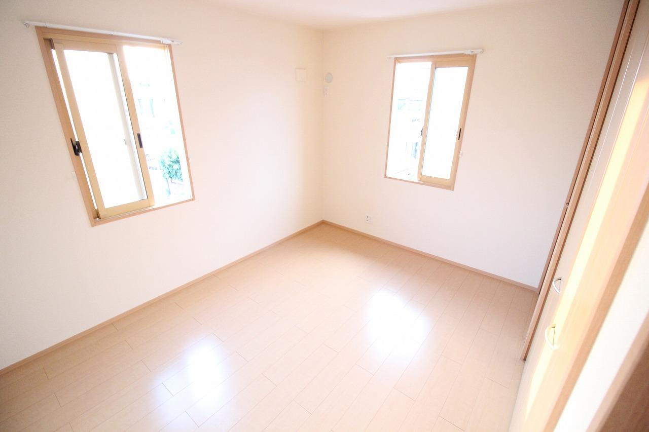 ECO　SOLEIL　C棟の寝室|※お部屋により仕様が異なる場合があります。