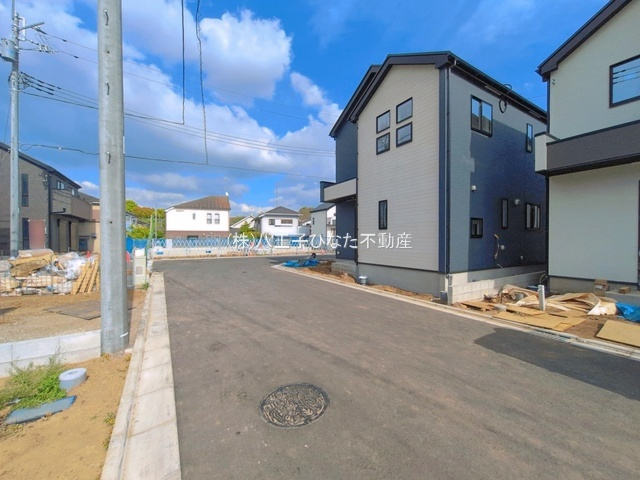 祝成約済み　八王子市　石川町　新築戸建て　７期の前面道路含む現地写真|～仲介手数料無料☆八王子ひなた不動産～　八王子市石川町　新築戸建て
