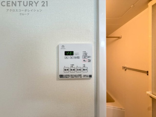 暖房機能があるため、冬場でも温かい浴室で入浴でき、乾燥機能があるため、水気を素早く取り除けます。また、換気機能があるため、湿気を素早く排出してカビや雑菌の発生を防ぐことができます。