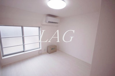 【居間・リビング】 | チェスナッツ戸越 | 洋室のお部屋です。