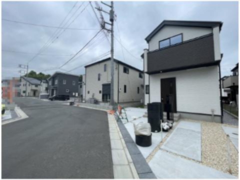 祝成約　八王子市　石川町　新築戸建て　７期の前面道路含む現地写真|～仲介手数料無料☆八王子ひなた不動産～　八王子市石川町　新築戸建て