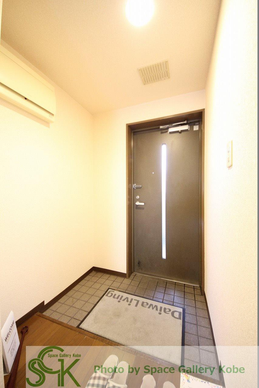 プラザハイツ二ツ屋　C棟の玄関|※お部屋により仕様が異なる場合があります。