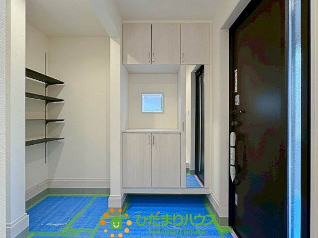 蓮田市馬込2丁目　新築一戸建ての玄関