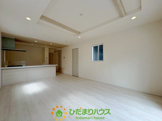 蓮田市馬込2丁目　新築一戸建ての居間・リビング