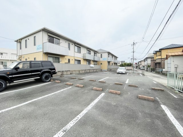 沖洲　清流荘　２の駐車場