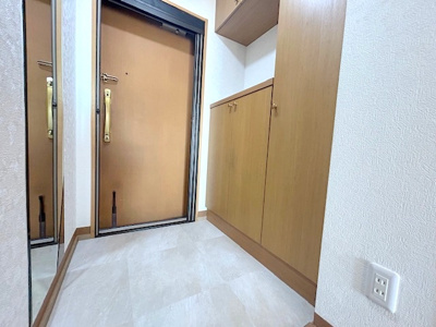 【玄関】 | ソレアード枚方