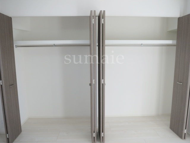 ティモーネプレミアム東十条の収納|クローゼット完備☆