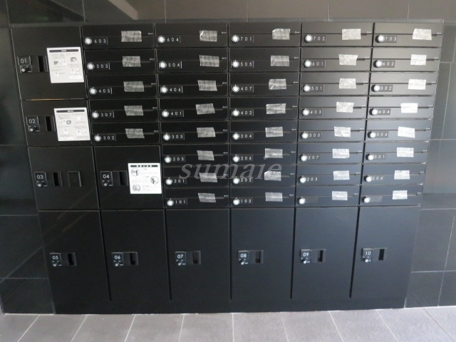 ティモーネプレミアム東十条のその他共用部分|メールボックス&宅配ボックス完備です☆