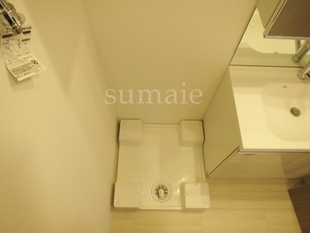 ティモーネプレミアム東十条の設備|室内洗濯機置き場です。