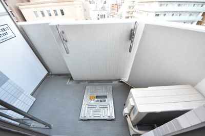 【バルコニー】 | プレサンスみなと元町駅前