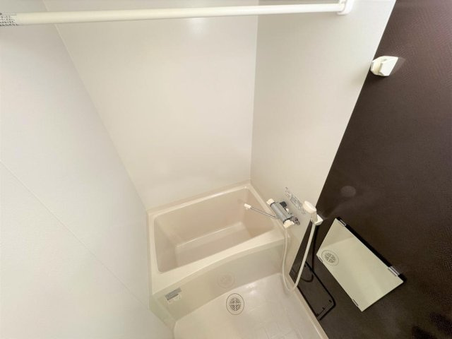 クレイノセフィーロ籠池の浴室|きれいなお風呂です