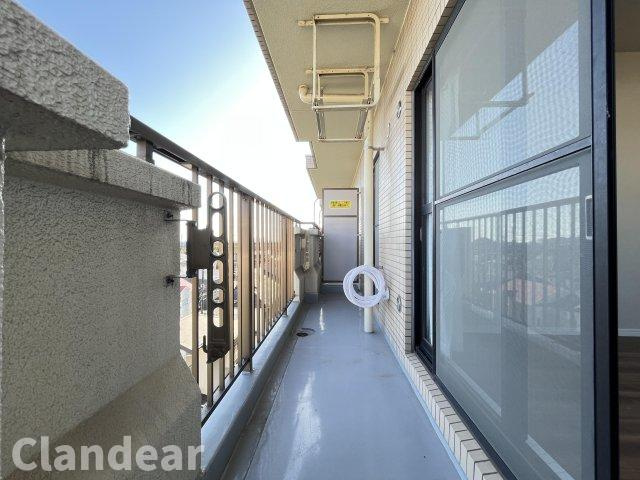 リーベスト松戸Ⅱのバルコニー|ドキドキの新生活も、安心してスタート。ぴったりの住まいを見つけませんか？クランディアが一緒に住まい選びをサポートします‼　まずは、お気軽にお問合せください　＃クランディア