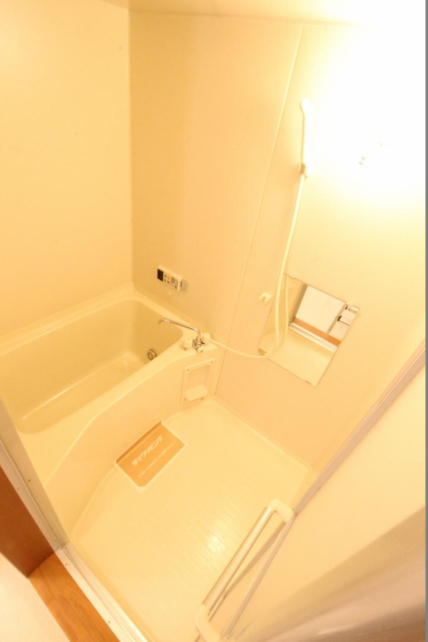 ラフィーネ二ツ屋の浴室|※お部屋により仕様が異なる場合があります※