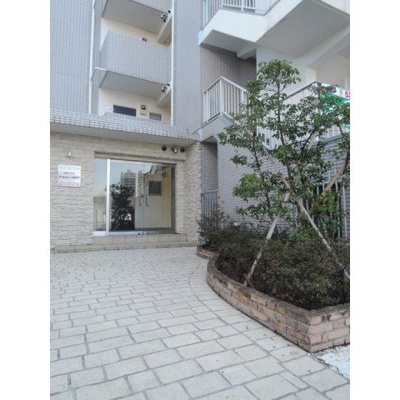 【エントランス】 | アーネスト・ハイライズ