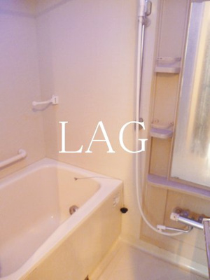 【浴室】 | エスコートノヴェル南麻布 | お風呂です。