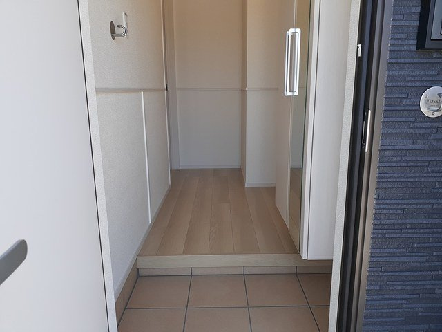 カーサ・コルーテ　新庄の玄関