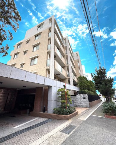 Seaside Court Katase – 海と駅近を叶える、片瀬海岸のリラックスマンション –の外観