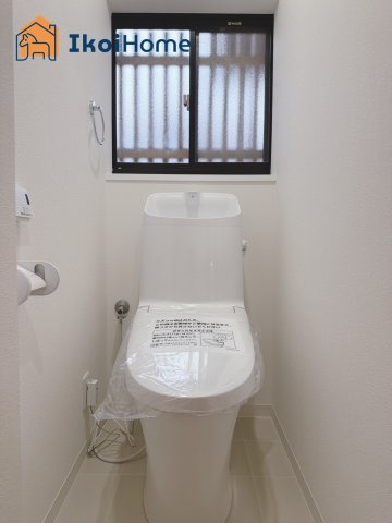 神戸市西区狩場台2丁目　中古戸建のトイレ|【ホームページに現地動画掲載中】●年中無休：当日予約可●トイレが2か所あるので夜中もや朝も楽ちん。