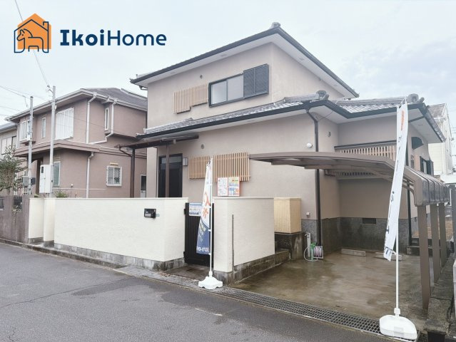 神戸市西区狩場台2丁目　中古戸建の駐車場|【ホームページに現地動画掲載中】●年中無休：当日予約可●お車はカーポート付きスペースに1台駐車可能