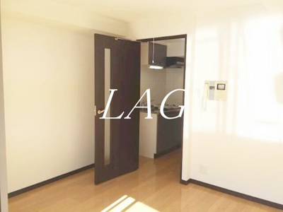 【居間・リビング】 | ジュエル京橋 | 洋室のお部屋です。