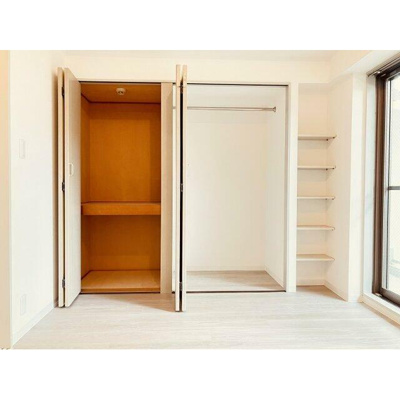 【収納】 | プライムアーバン新宿落合 | クローゼット完備。