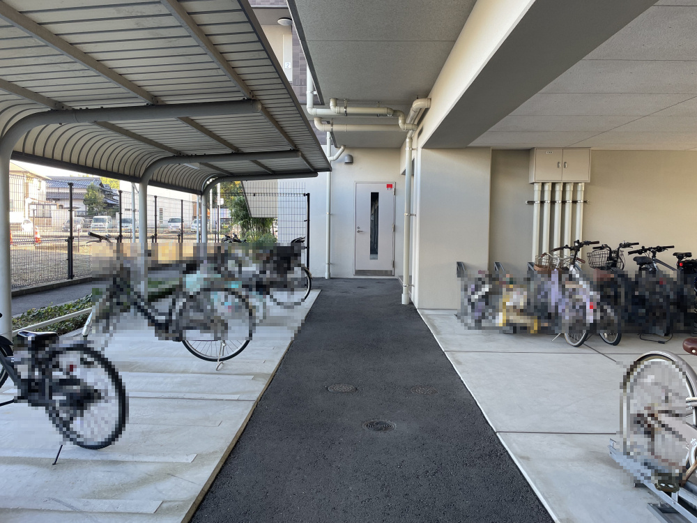アルファステイツ新飯塚駅前Ⅱのその他|駐輪場スペース空有り（無料）