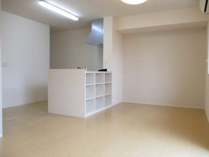 ウィングヴィラの居間・リビング