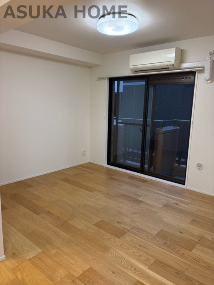 ライオンズマンション妙蓮寺第３の洋室