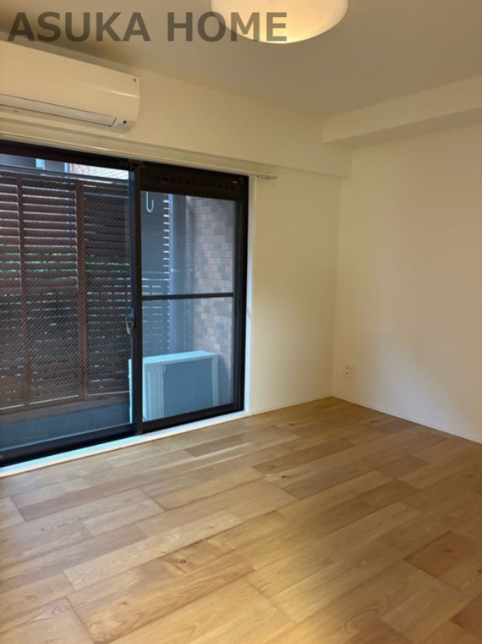 ライオンズマンション妙蓮寺第３の洋室