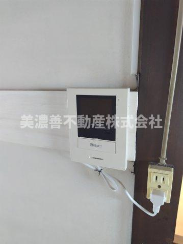 ６５７８０　岐阜市野一色中古戸建ての設備|モニター付インターホン
