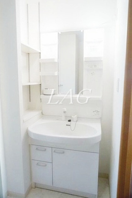 【洗面所】 | ガーデンコート浦和東 | 洗面台です。