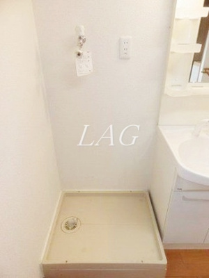 【設備】 | エバーハイツ大山 | 室内洗濯機置き場です。