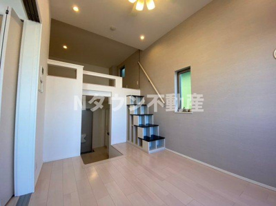 【居間・リビング】 | ハーモニーテラス長田町 | ゆったり過ごせる居間です