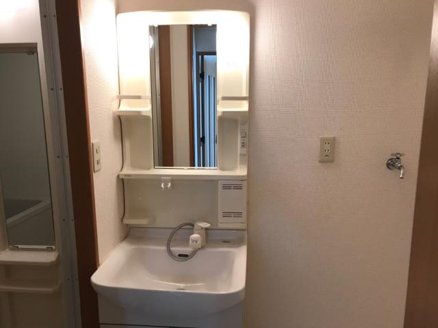 グリーンハイム松橋Ⅱの洗面所|洗髪洗面化粧台