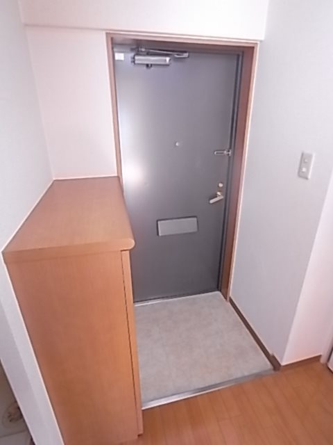 ラナップスクエア三宮プライムの玄関