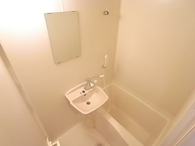 ラナップスクエア三宮プライムの浴室