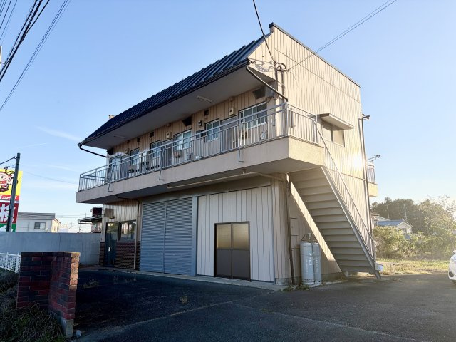 東松山市下野本1298倉庫の外観