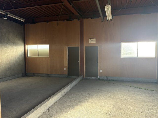 東松山市下野本1298倉庫の内装